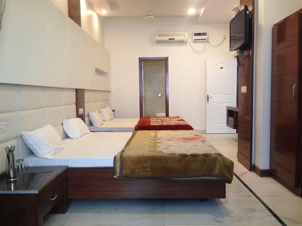 Hotel Namaskar residencia Amritsar Exterior foto