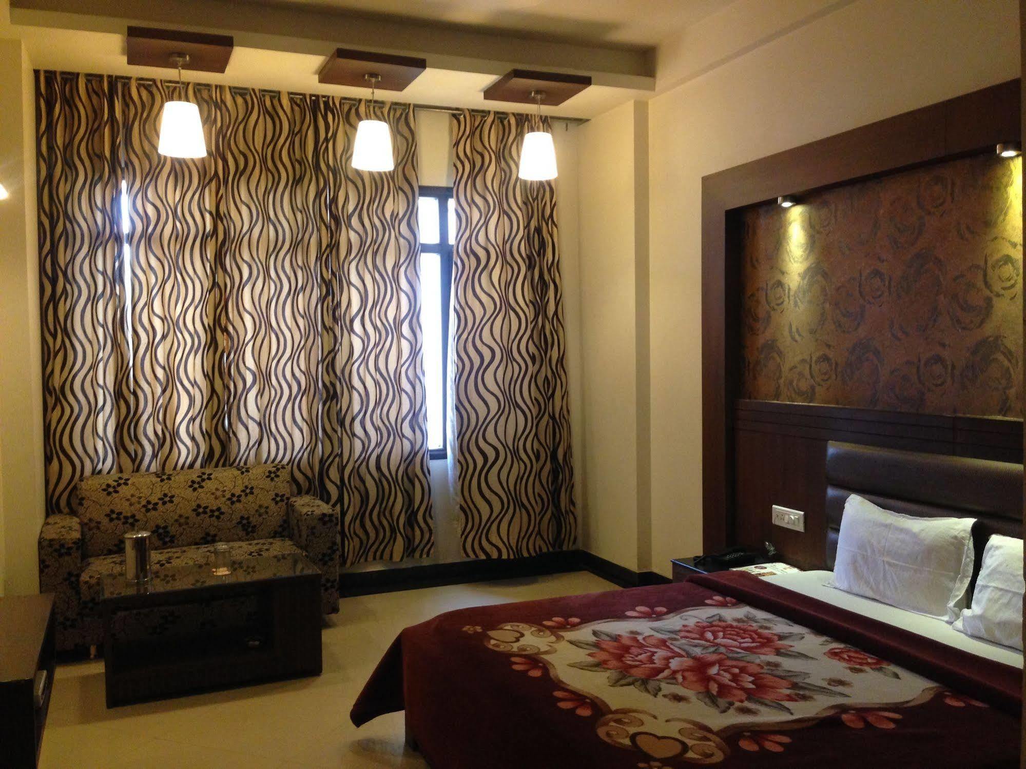 Hotel Namaskar residencia Amritsar Exterior foto